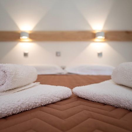 Astra Apartment Parga Luaran gambar