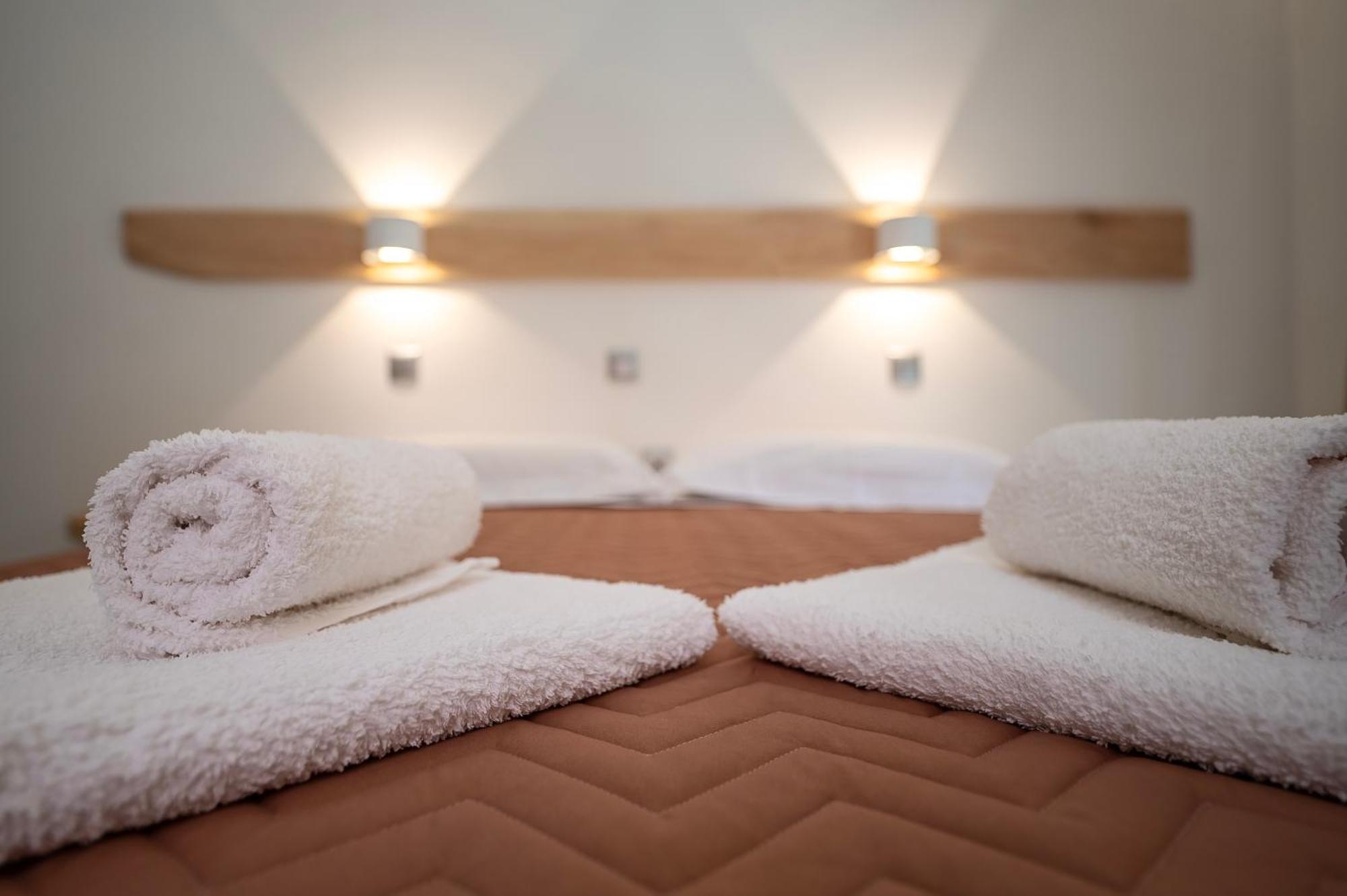 Astra Apartment Parga Luaran gambar